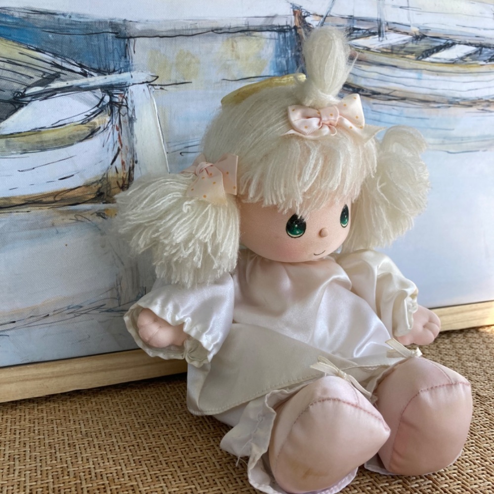 Vintage Applause Precious Moments "Angie" Plush Doll Item # 4510 - Picture 4 of 11